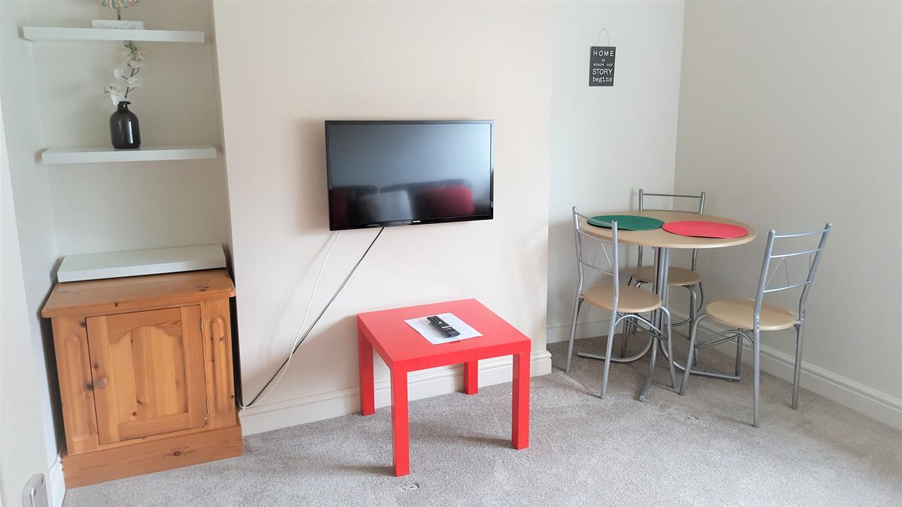Swindon City Centre Duplex - Entercloud9Sa Экстерьер фото